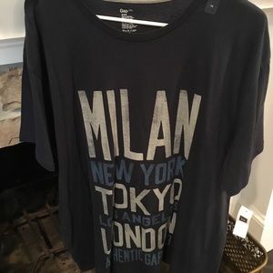 NWT Gap T-Shirt